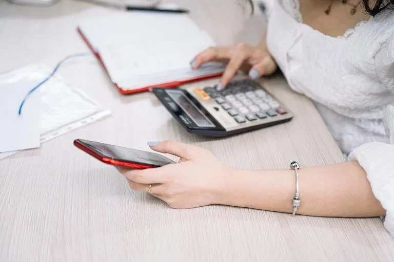 arrondir les fins de mois avec deux emplois