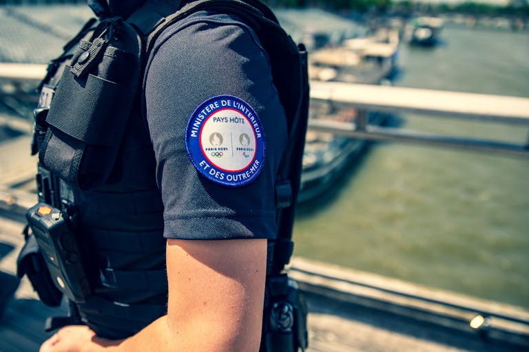 combien gagne un gendarme